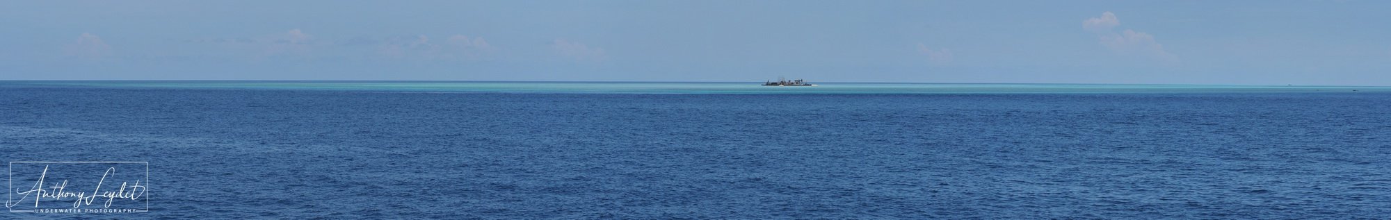 TUBBATAHA REEFS - South atoll view